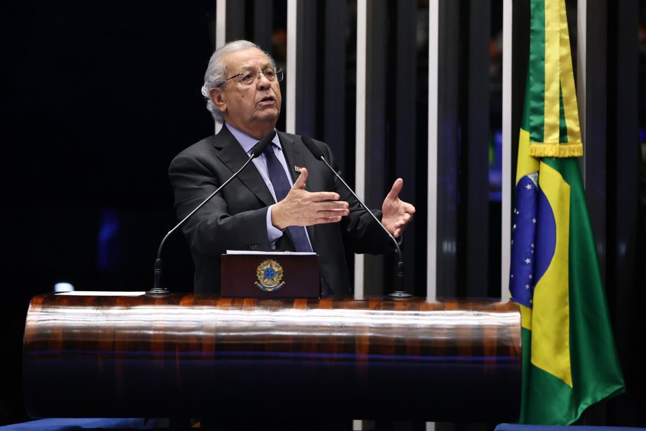 MEC autoriza curso de Medicina em Sinop após articulação do senador Jayme Campos